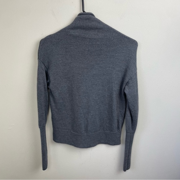 Bundle of Wilfred Cyprie Sweaters in Oxford Tan and Gray - Picture 14 of 15